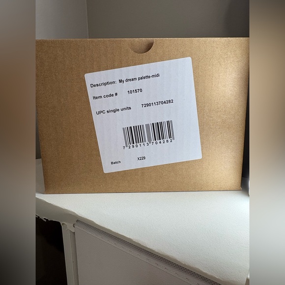 Natasha Denona My Dream Eyeshadow Palette BNIB - Picture 8 of 8